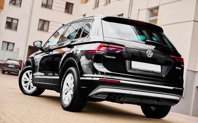 Volkswagen Tiguan cena 79700 przebieg: 213000, rok produkcji 2016 z Płock małe 781